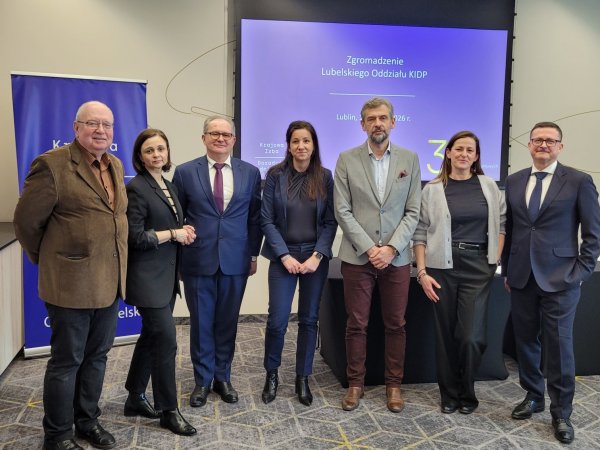 20260211_121242_resized